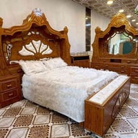 غرفة نوم • خشب ثقيل • الرمادي التأميم