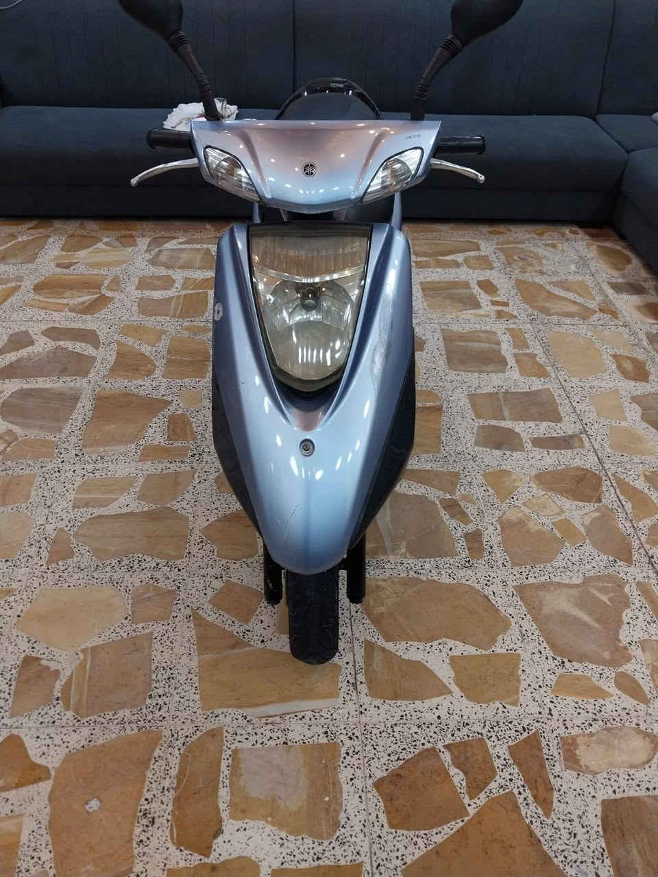 السلام عليكم بريز لايت ناصي كابريتر كفاله عامه كفر ومكينه مابيها اي نقص كفاله عامه كفر مختم ختم واحد ويه المحرك برغي مامفتوح بيها السعر650 المكان الشعب رقم الهاتف ***********
