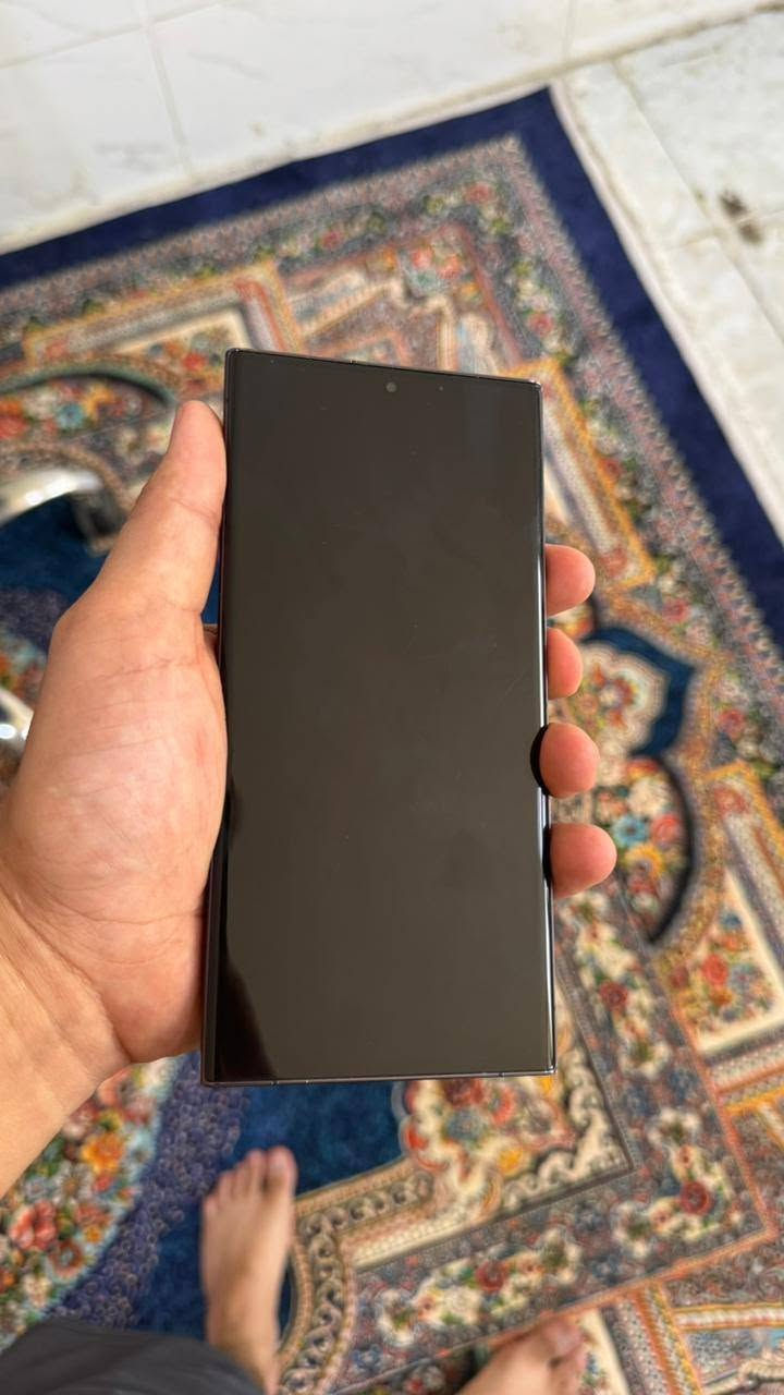 Samsung s23 ultra 512gb
نظيف كلش شخط ما بي
مكاني بغداد حي العدل
سعره 700
***********
