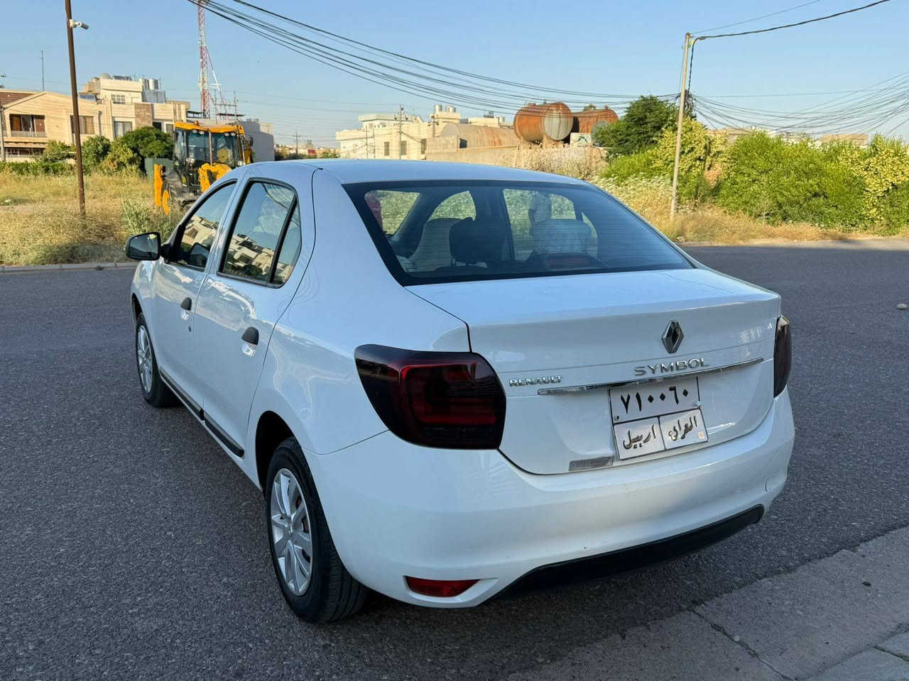 رينو سيمبول ٢٠٢٠ سفري كوردستان 
سه يا ره كي زور جوان و خاوينه  
به شه رتي كيرو مه كينه و ته حويل و غه رامه
٤ تا يه ي نوئي له بنه و به ناوي خومانه سه نه ويشي نوييه تا ٢٠٢٧ 
سه يا ره كه ١ جاملغي سبوغه بي زوري 
شوين؛ هه ولير 
سعر :٧٩$ کەمەک مەجال
رەقەم ؛ ***********
