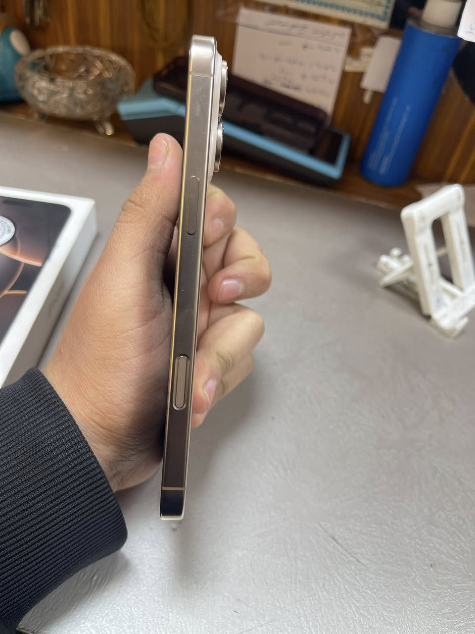 السلام عليكم
iPhone 16 pro max 

ذاكره 256

بطاريه 99‎%‎ قبل يومين نزلت

جهاز نظيف 100 % 

شخط واحد مابي

ضمان ماستر بعد بل ضمان

جهاز مكفول كفاله عامه 

كارتونه كيبل شحن مالته الاصلي 

جهاز معروض 1.500.000

مليون و نص 

العنوان بغداد الجديده النعيريه 

رقم ***********

انستا s6.m16
