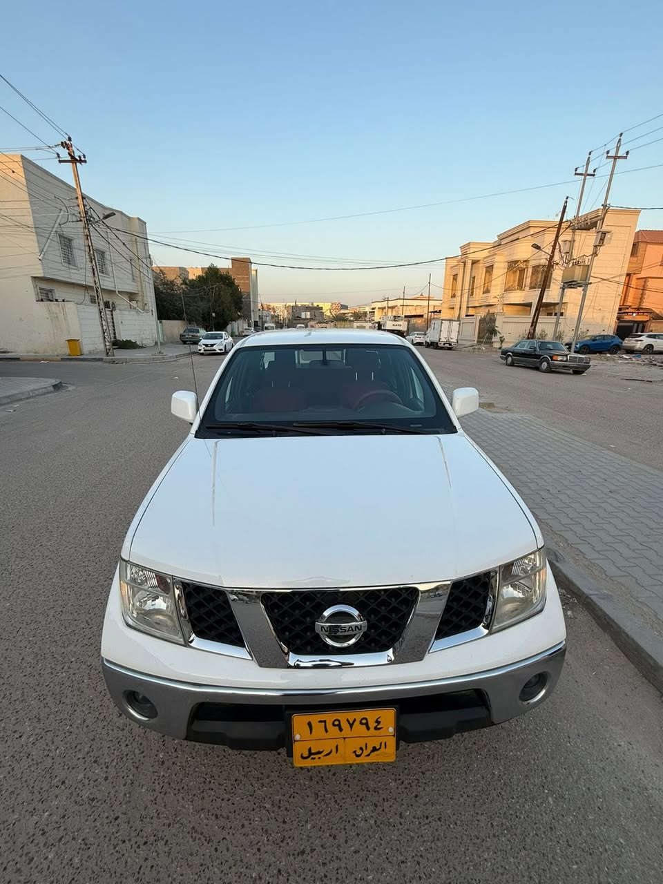 نيفاره 2015 كفالة عامة لا صبغ لا ضربة 
لا فتح لا تبديل لا بارد 
مكينة كفالة لافتح ولا صوت ولا تبخير 
155 ورقة وبيها مجال بيع او مراوس 
الشراي بالخدمة والمو شراي خلي يرفع المنشور 
للاستفسار ***********
