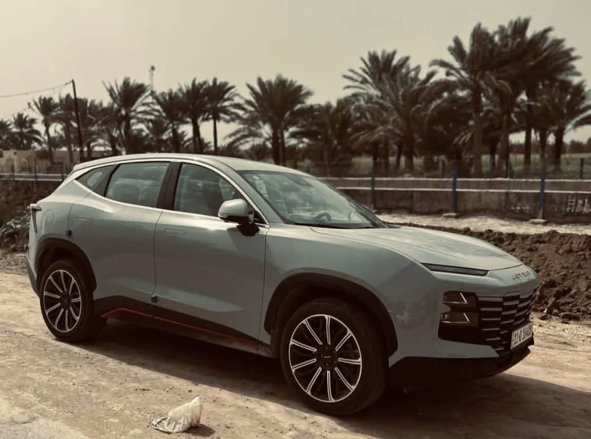 للبيع جيتور داشنك فئة لكجري لفول رقم بغداد
السياره كفاله عامه ماعدا الدعاميه الاماميه فقط اصليه من الشركه بأسمي مداور ثاني يوم رقم بغداد سياره احلا من الصوره مال بيت مكاني الديوانيه


**إذا كنت صاحب هذا الإعلان وتريد حذفه لأي سبب، رجاءا أرسل رسالة إلى الدعم الفني**