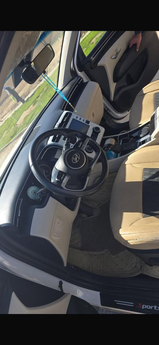 السلام عليكم هونداي توسان 
خليجي مكفوله 
ماشيه 42 
بابل باسمي 
سعر خاص 
للاستفسار ***********
