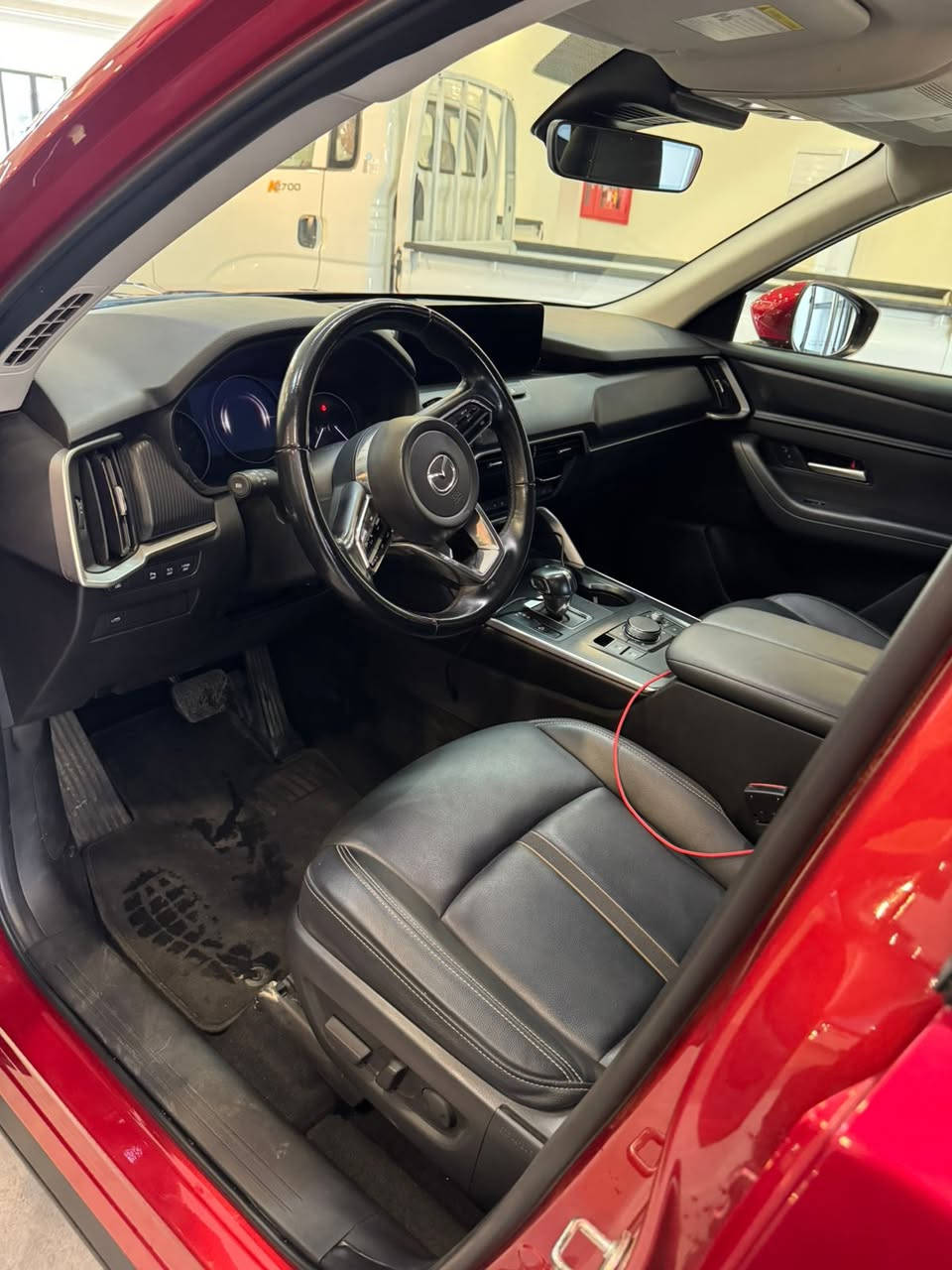 مازدا 2024 CX90 HYBRID 

فول فول مواصفات 6 سلندر توربوو هايبرد

ياباني اصلي

حادثها جاملغ + باب شي بسيط 

فول مواصفات

لون احمر   

مواصفات السيارة : 

مكينه ٦ سلندر ٣٣٠٠ تيربو هايبرد شحن ما يعادل ٣٥٠ حصان  تيربو

AWD 4X4 فور ويل أوتوماتيكي 

كشنات منفصل ملكي

* لايتات أمامية LED مع ضبط مستوى الإضاءة تلقائيا.

* ماشية  12 الف كيلو 

* باب الجنطه كهربائي بمستشعر القدم.

* فتحة سقف بانوراما.

* 3 قطع تبريد  شاشه تبريد خلفيه وامامية

* كشنات جلد + كراسي امامية تدفئة مع مقود 

* كشنات امامية كهرباء

* رادار جانبي + رادار امامي 

* مثبت سرعه و قيادة ذاتيه و تحكمات ستيرن  

السياره جاهزة من كل شي
اتصال + واتساب 
⁦***********⁩
