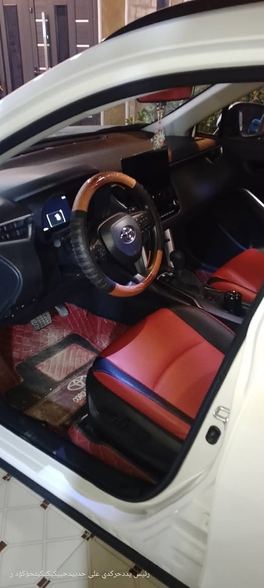 كورلا گروز  هايبرد وبانزين 2025 مرقمة بغداد مواصفات فول 1/1 السيارة كفالة عامة للأخير وظع الشركة ماشية 4000 الاستفسار خاص او اتصال *********** سعرها 27مليون وبيها مجال
