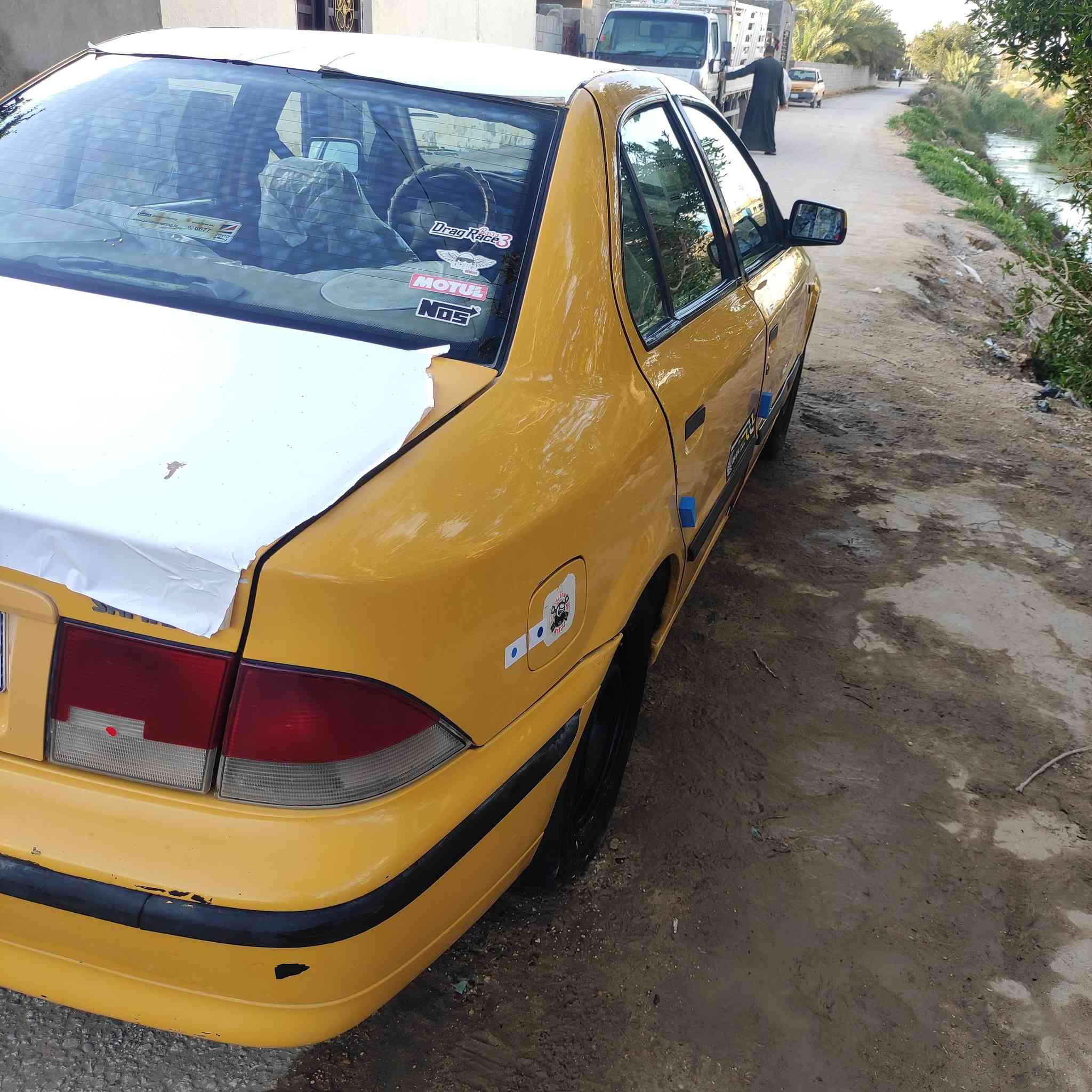 سمند 2011 للبيع مكفوله من الضربة رقم دولي بغداد مصفرة من الغرامات مكان النجف الاشرف المشخاب السعر 30. رقم الهاتف ***********
