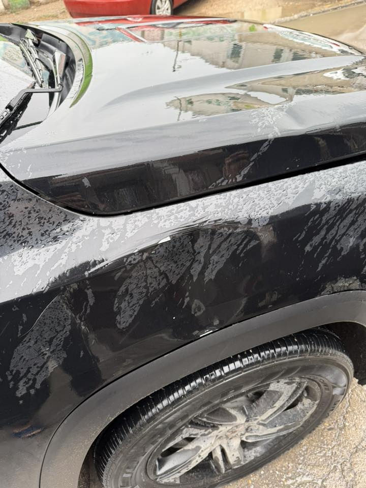 السلام عليكم موديل 2018 جمسي تيران فول 1/1 مكينه تيربو حادثه جاملغ فقط وبيه رصعه وجاملغ ثاني بي رصعه سعرها
123 قفلها صور حادث هم عندي بل منشور  كلش مناسبه محتاج اريد ابيعه الاتصال ب رقم صاحب السيارة مكانه شارع فلسطين بسمي السيارة 
***********
