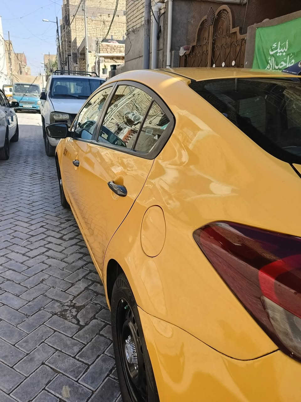 السلام عليكم للبيع سونار جديد 
كيا فورتي موديل 2017
مكينه2000 
كير AT 
صدر امامي وخلفي 90/%
منظومة غاز 
رقم بغداد انكليزي مكاني بغداد م الصدر  السعر 105 وبيه مجال قليل 
***********
