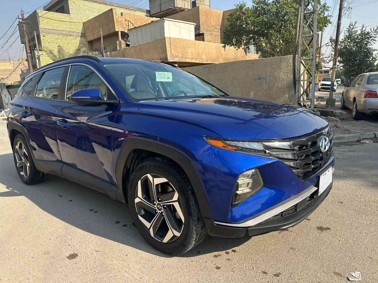 السلام عليكم 
توسان 2022 فول مواصفات رقم أربيل بأسمي 
فتحة بصمة رادارات كشن كهراباء داخل لونين تشغيل عن بعد  وارد أمريكي حادثها جانبي بدون ايرباك اشاير بالمري نقطة عمياء 
شاشة دجتل شاشة كامرة 
محرك 2500 
نضيفة جداً ب185 
***********
