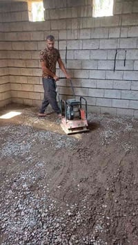 يوجد  حادله  بيوت ويوجد مقص اسطح وارضيات ويوجد كادر تفليش جگ همر  تعدي...