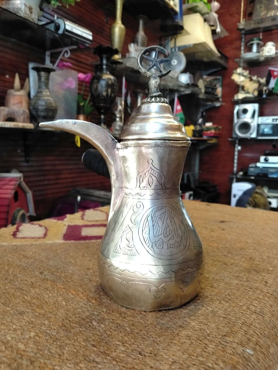 مصب قهوة انتيك
السعر لطفا ٢٣ دينار شامل التوصيل 
عمان جبل الحسين 
0797424627


**إذا كنت صاحب هذا الإعلان وتريد حذفه لأي سبب، رجاءا أرسل رسالة إلى الدعم الفني**
