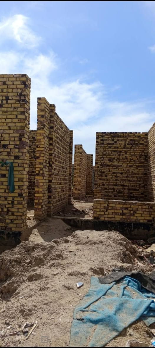 العنوان طريق الشرايفات طابو زراعي صرف هول وستقبال وغرفتين ومطبخ وحمامات خارجيات السعر 27وبيه مجال


**إذا كنت صاحب هذا الإعلان وتريد حذفه لأي سبب، رجاءا أرسل رسالة إلى الدعم الفني**