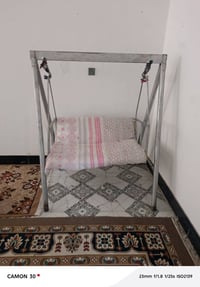 مرجوحه حديد للبيع ب (٥٠) وبيها مجال ٠٧٨١٤٠٥٧٢٠٧