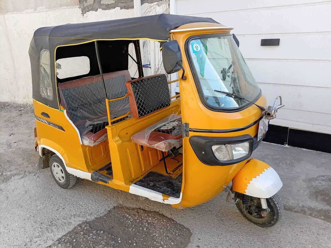 السلام عليكم تكتك تي في اس موديل 19مكينه خرسه ناعمه رقم وسنويه دخله هزه تكتك خير من كبل لشارع مانقصها اي شيء تحويل ثاني يوم سنويه بسمي العنوان بغداد جسر ديالى رقمي بي بس وتساب ***********    السعر 5ملاين وبيها مجال لطيبين دمام مسجل لاصلي ويها دبلات جدد
