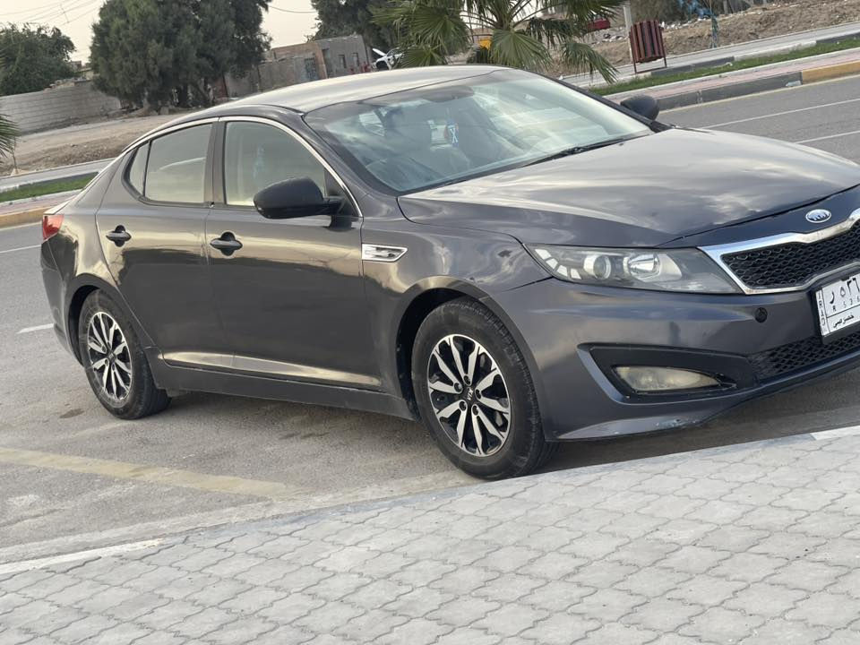 اوبتما ادوات كص جنطه موديل 13 السياره خليجيه  متومه طبق الأصل مكينه وكير طياره لايت زنون قطعتين تبريد السياره جاهزه للخير مكينه 2400دوش المرغوبه السياره بانزين اصل⛽️⛽️ مكان سياره بصره سعر50 وبيها مجال قليل 
***********
