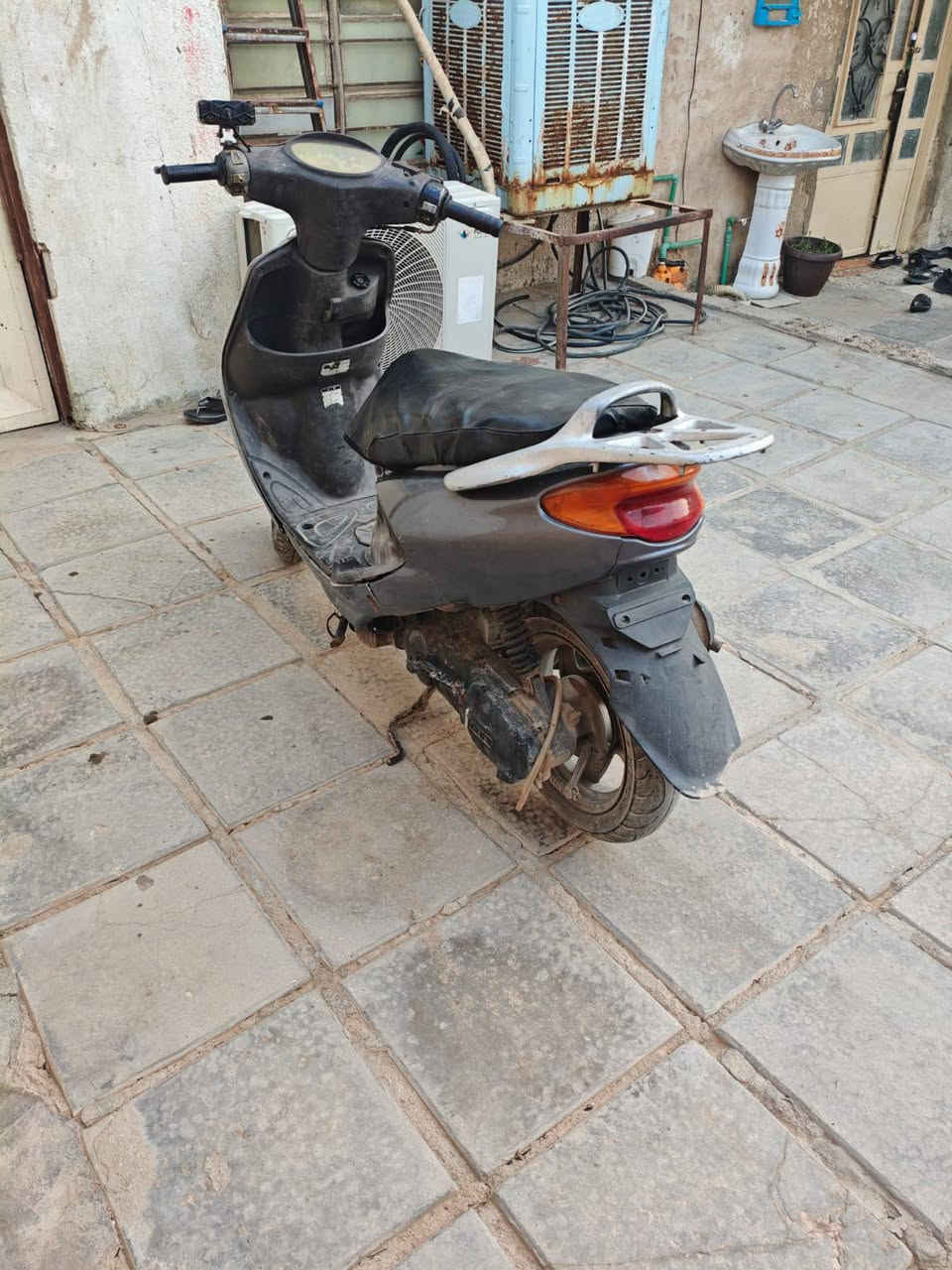 السلام عليكم الدرجه للبيع السعر 300وبيه مجال ‏‪***********‬‏
