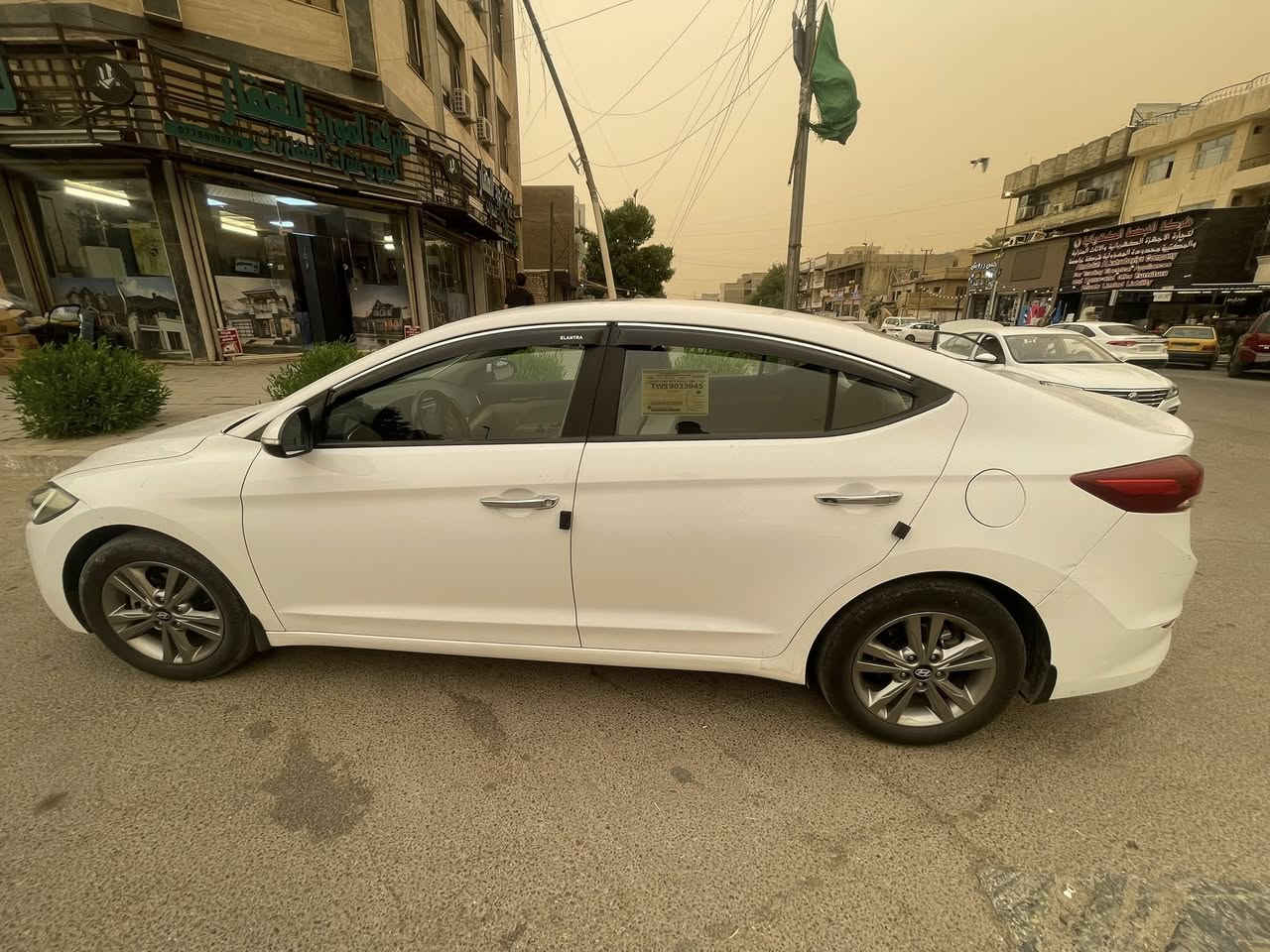موديل 2018 وارد خليجي محرك
200 دوش 
فتحه 
صاج شاشه جبيره 
حساس  
ماشيه 120 الف 
رقم بغداد ب اسمي 
مكفوله من صبغ وتبديل والشخوط فقط بارد صغير ب الباب 
السعر 143$ 
***********
