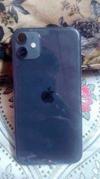 آيفون 11 • ١٢٨ • ما مفتوح