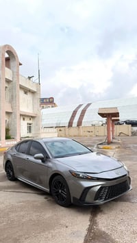 كامري هايبرد • ٢٠٢٥ • سلفر