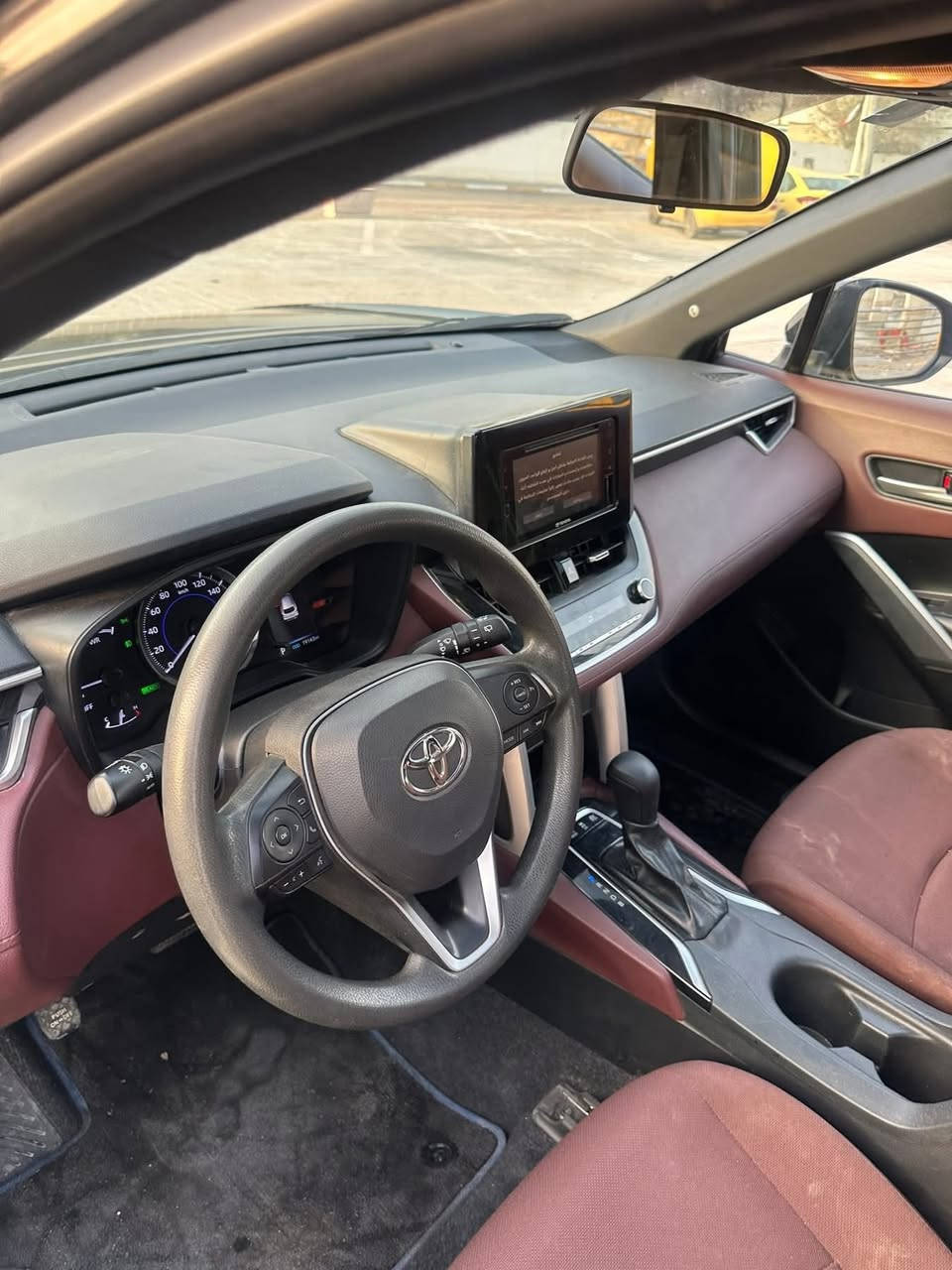 السلام عليكم. تويوتا كروز . موديل ٢٠٢٣
ماشيه ١٩ الف . ضمان ساز . رقم بغداد دولي بسمي 

السعر ١٨٥ ورقه وبيها مجال. رقم تلفون ***********
