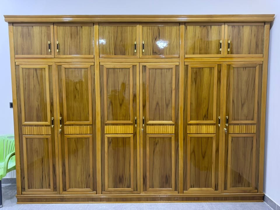 السلام عليكم اخوان
اليوم تم تسليم غرفة نوم تصميم تركي سبع قطم معَ الملحق 
شغل نجارة عراقي من الدرجى الاولى 
داخل و خارج صاج و بلوك بورد و اطارات الغرفه بالكامل من الزان 
اتمنى ان تنال اعجابكم 
للتواصل مراسلة الصفحه 
او الاتصال على الواتساب /***********.
