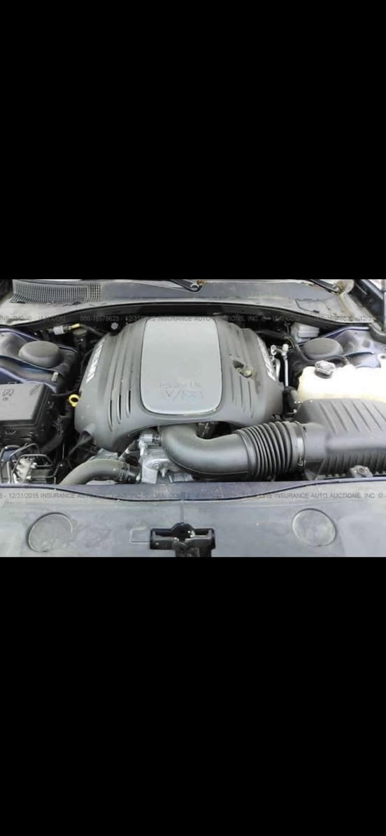 سلام عليكم اخوان للبيع فقط جارجر مديل ١٤ RT 5700 حادثها دعاميات فقط كما موضح بالصور وبيها طخة  ايضآ واضحة بالعراق وباقية على وضعيتها بالجاملغ الخلفي  وبيها بارد حد شبرين اباب السايق اثر طخة باب السيارة كفالة من الصبغ وكفالة لغد شاصي ابرانكيت وجميع براغي السياره على وضع الشركة كير مكينة ابلاد وكفاله وشرط الفحص  السياره ماشيه 100m استخدام شخصي فقط رقم بغداد ابأسمي شرط تحويل *********** غير متواجد على الفيس ولا وتساب مكاني بغداد المدائن السعر 165 وبيه مجال
