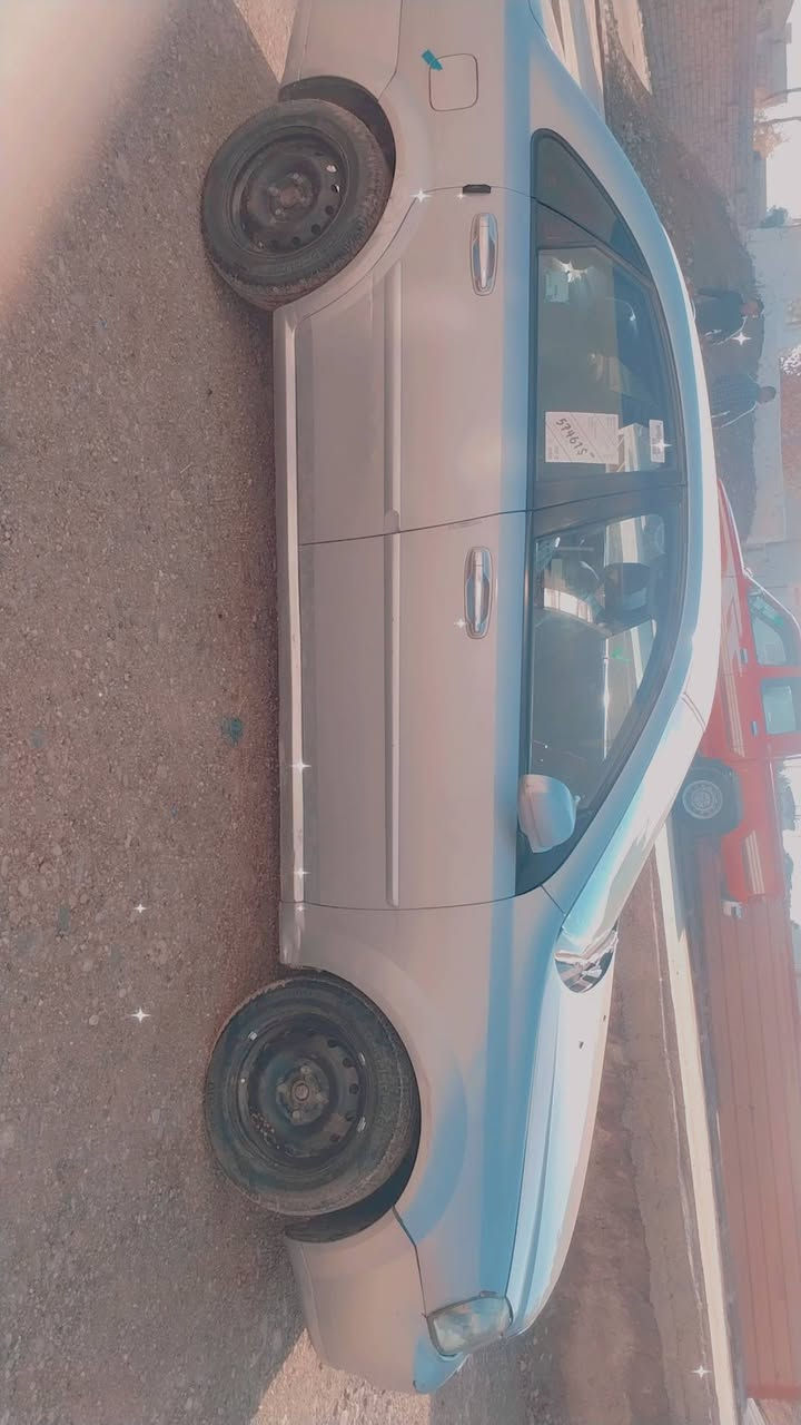 شوفرليت اوبترا 2009 ما بيها صبغ بيها الدواير فقط
محرك نضيف لا صرف ولا نفخ 
كير شرط فول 
 
  المكان موصل
 السعر 77$
التواصل ***********
