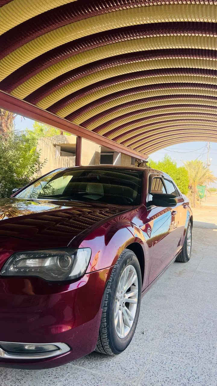 اوباما C300لون كرزي اصل
موديل 2018
تو ويل 
بنوراما طكتين 
داخل بيجي
كشنات جلد تحرك كهربائي
تدفئه تبريد
حادثها قطعتين 
جاملغ وبنيد مبدلات نفس اللون
ماشيه 150m 
الاتصال ع رقم الهاتف فقط ***********
