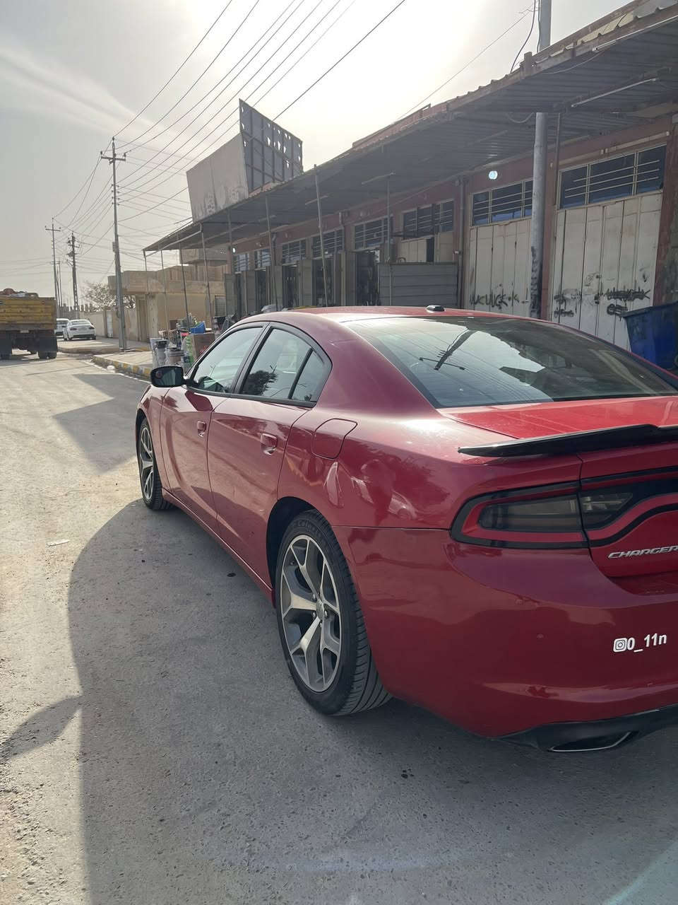 السلام عليكم دوج جارجر للبيع او مراوس
موديل 15 وراد امريكي اكلين 

تويل محرك 3600

رقم بغداد بسمي تحويل مباشر

ويل 20 

لايت زنون 

ماشيه 191 كيلو شرط ما ملاعب بي 

السياره احلى من الصور تجي وتشوف بعينك 

السعر 188 وبيها مجال بسيط 

مكان السياره صلاح الدين سامراء 

الاتصال ***********
