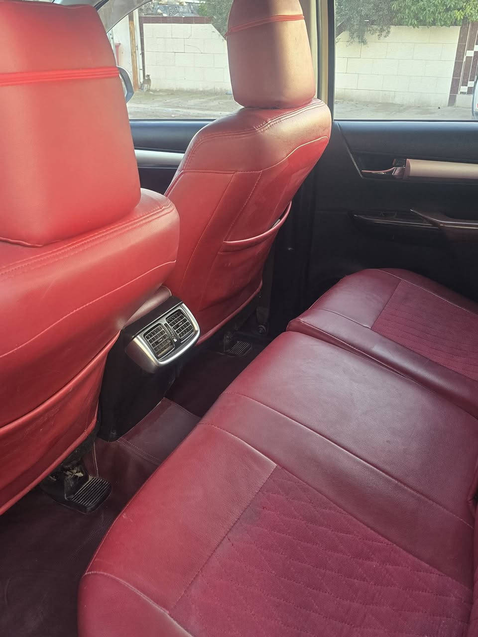 هالوكس لبيع رقم اربيل موديل 2018 قطعتين تبريد بدون صبغ ماشيه 140الاتصال ***********
