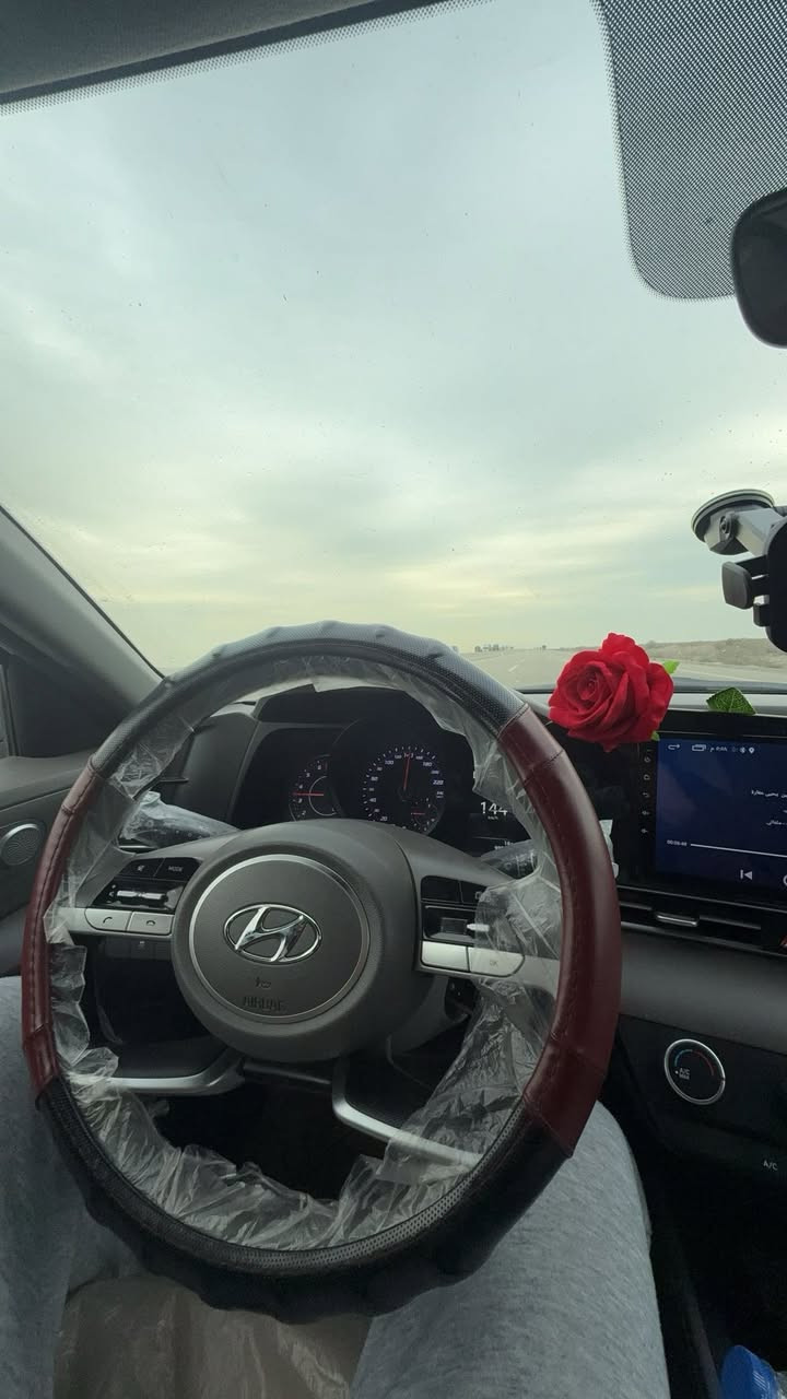 من رخصت ادمن سياره النترا 2022  وارد خليجي ماشيه ١٣٨ ألف بيها فقط ضربه بالتكمه اسفل باب سايق وشخط بالچاملغ الخلفي 
محرك 1600 
البقيه كفاله عامه 
سعر 165 $ وبيها مجال حگ الجيه 
رقم تواصل واتسب واتصال موجود 
***********
