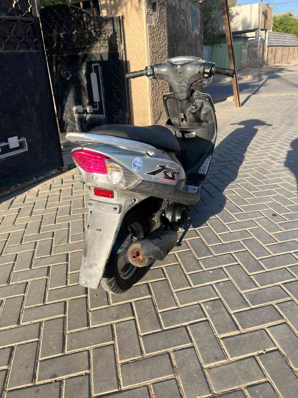 سلام عليكم   ماكس عدله  بلاديه كلهه نص نكره سلف درجة كلهه كامله اي نقص
مابيهه جيب فيتر وتجي تفحص 
 البيع السعر 600بيه مجال حك جيه ماكني بغداد لامين الثانيه 
***********
