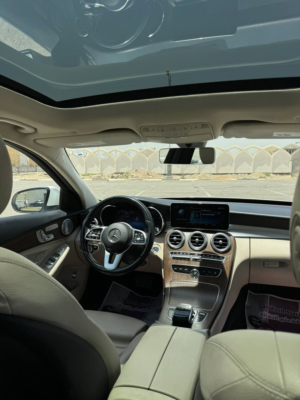 للبيع : Mercedes-Benz C300 موديل 2021
🔹 المواصفات :

 • وارد امريكي بدون حادث ( كلين تايتل )
 • المحرك: 2.0 لتر تيربو – 4 سلندر
 • ناقل حركة أوتوماتيكي – 9 سرعات
 •  العداد : 100.000 الف
 • صفر مسج

🔹 مميزات إضافية :

 • بانوراما 
 • دبل ماوس 
 • مثبت سرعه
 • رادار امامي
 • شاشه ديجيتال 
 • شفتات ستيرن
 • تدفئة ستيرن
 • نقطه عمياء
 • 5 وضعيات قياده
 • داخل صاج حقيقي
 • تدفئة المقاعد الاماميه
 • إنارة LED لون 64 اصل
 • رقم اربيل تحويل مباشر

 

📍 الموقع : كربلاء
💵 السعر : 275 $

للتواصل: ***********
