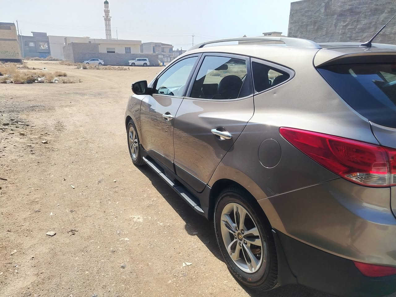 سلام عليكم هونداي توسان موديل ٢٠١٠ رقم بغداد تحويل مباشر سياره فول الفول مابيه نقص برغي
بيه صبغ باب خلفي وجاملغ خلفي كلير باب قبق جنطه ونص باب امامي كلير أيضا تعرفون لونه يجرد تخم تاير باتري من تاير مول مكانه فلوجه ***********
