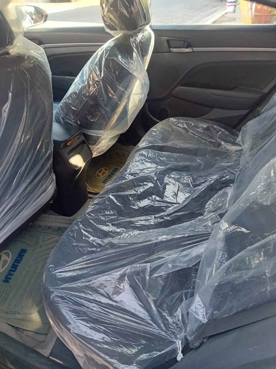 سياره موديل 18 وارد أمريكي سياره مكفوله من ضربه من صبغ سياره مكينته الفين ***********
