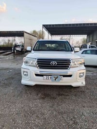 لاندكروز بريم • ٢٠١٢ • صلاح الدين