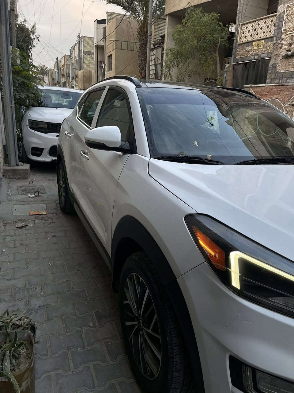 السلام عليكم
للبيع توسان فول مواصفات موديل 2021 وارد امريكي
بنوراما لايت خمس عدسات بصمه بصمه ابواب
كشنات تحكم كهرباء كشنات تدفئه تبريد ستيرن تدفئه
جنطه كهرباء دمام خلفي سستم صوت انفنتي
رادار قياده ذاتيه توقف ذاتي اوتو هولد مود درايف
اشيار مري نقطه عمياء اناره ترحيبيه لايت خلفيLED
اربع كامرات تحديد مسار مانع تصادم 
حادث جانبي قطعتين صبغ ماشيه 75 سونار مرفق بل منشور
السعر 175
***********
