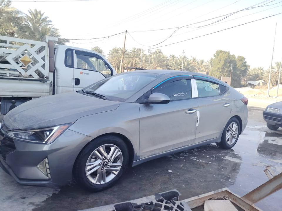 سلام عليكم النترة للبيع موديل 2019 بدون أرباك سيارة باسمي سنوية جديدة رقم جديد هزّة جديدة ***********
