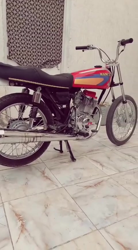 سلام عليكم شباب دراجه للبيع مكفوله صار أقل من شهر من معمره رقم هاتف ***********
