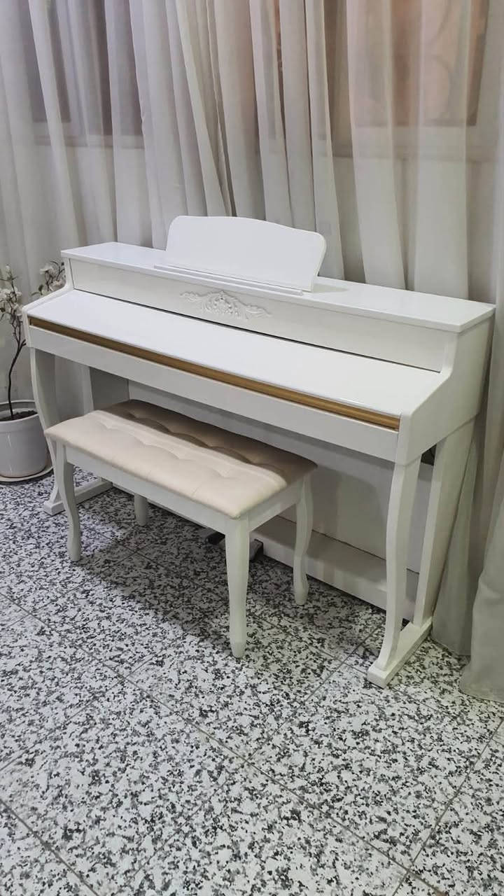 السلام عليكم
Piano للبيع كهربائي غير مستخدم صيني المنشأ مع كامل ملحقاته

 مكاني بغداد البنوك 

للتواصل ***********
