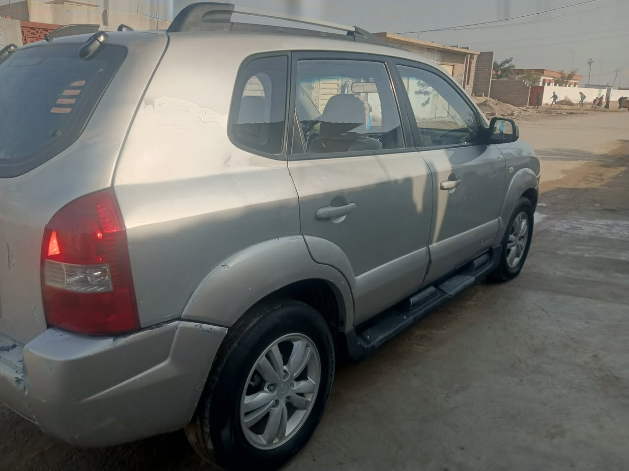 السلام عليكم.
توسان للبيع . 
موديل 2009.
كير محرك شرط 
صدر تايرات جدد 
رقم صلاح الدين دولي مميز . 
ظرر جاملغ امامي بارد فقط+ جاملغ خلفي رش . 
سياره جاهزه شاشه تاب كامره 
مكانها صلاح الدين بيجي 
سعر مناسب جدا 
للاستفسار الاتصال. 
‏‪***********‬‏
‏‪***********‬‏
