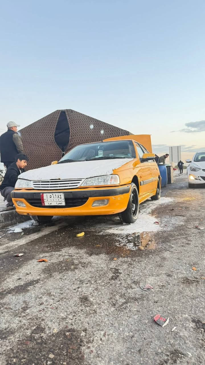 سلام عليكم بيجو بارص 18 
للبيع او مراوس سياره مكفوله من الضربه وصبخ
تخم تاير جديد تبريد ثلج ترايك وين ماتريد
سياره بمعنه الكلمه نضيفه محرك وكير مكفول
السعر 56 وبيها مجال 
الاستفسار رقم ***********
