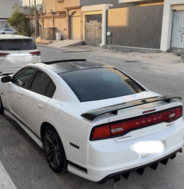 السلام عليكم جارجر Rt 2014 للبيع السياره جديده جداا جداا
الممشى 76km
داخل جلد
فتحه سقف
السياره ابد مداخله استعراض ومعتني بيهه حيل الله يشهد
السياره كلين خليجي اي شخط مابيهه
السعر :175
الرقم للاستفسار  خاص مغلق رجاآ فقط اتصال

0771 367 8136
