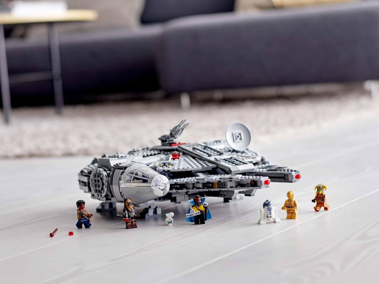 Star Wars™

Millennium Falcon

عدد القطع +1353
ابعاد 44X32X14 سم

التوصيل مجاني لجميع المحافظات


**إذا كنت صاحب هذا الإعلان وتريد حذفه لأي سبب، رجاءا أرسل رسالة إلى الدعم الفني**