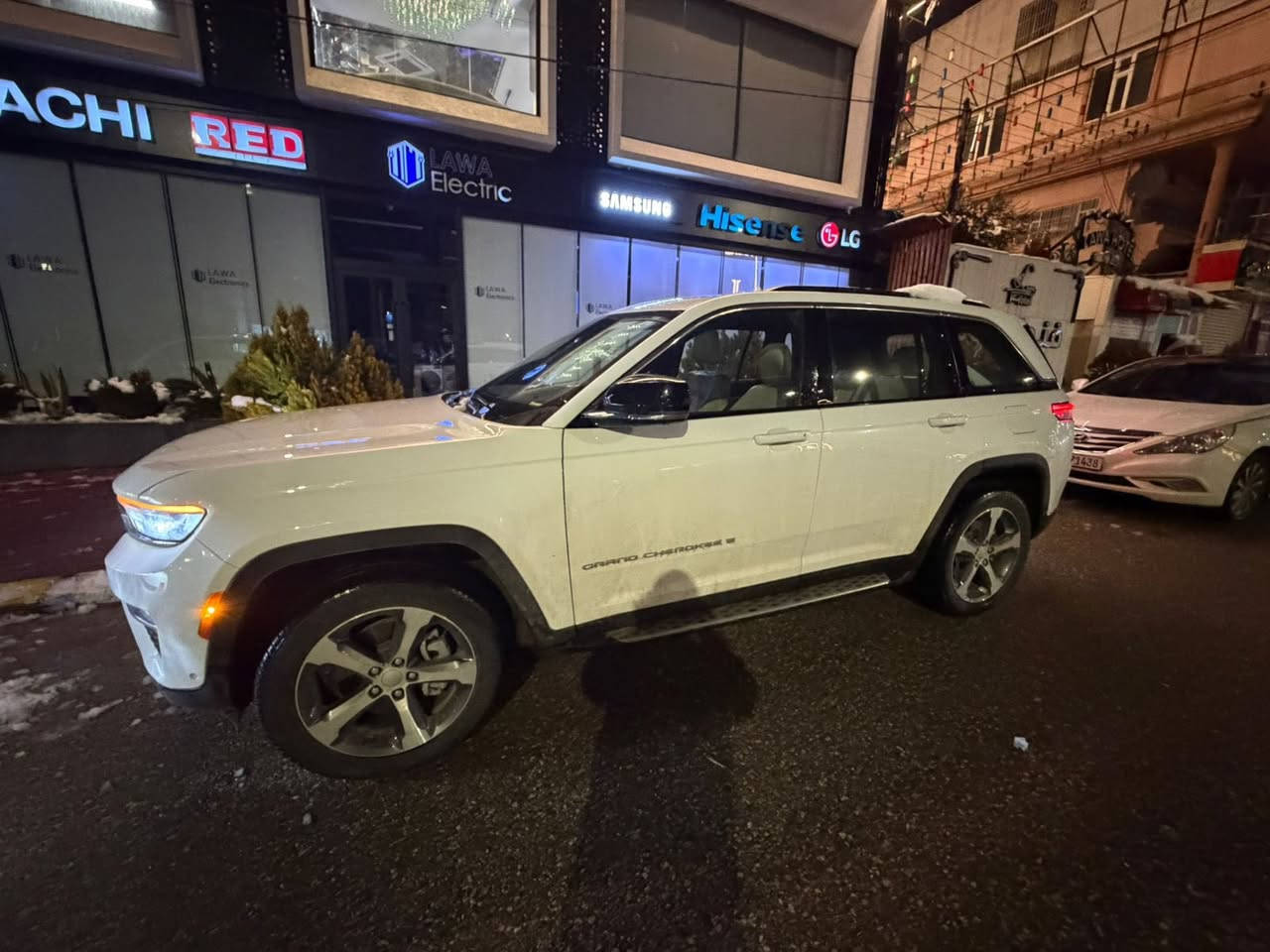 السلام عليكم جيب لمتد بلاص موديل ٢٤ وكالة هارلم ماشية ١٨ الف كفالة عامة بعدها بضمان الشركة خمسة راكب مواصفات فول الفول باسمي رقم اربيل الجديد وكالة تحويل مجانا سعرها ٤٣ الف للاتصال 
***********
