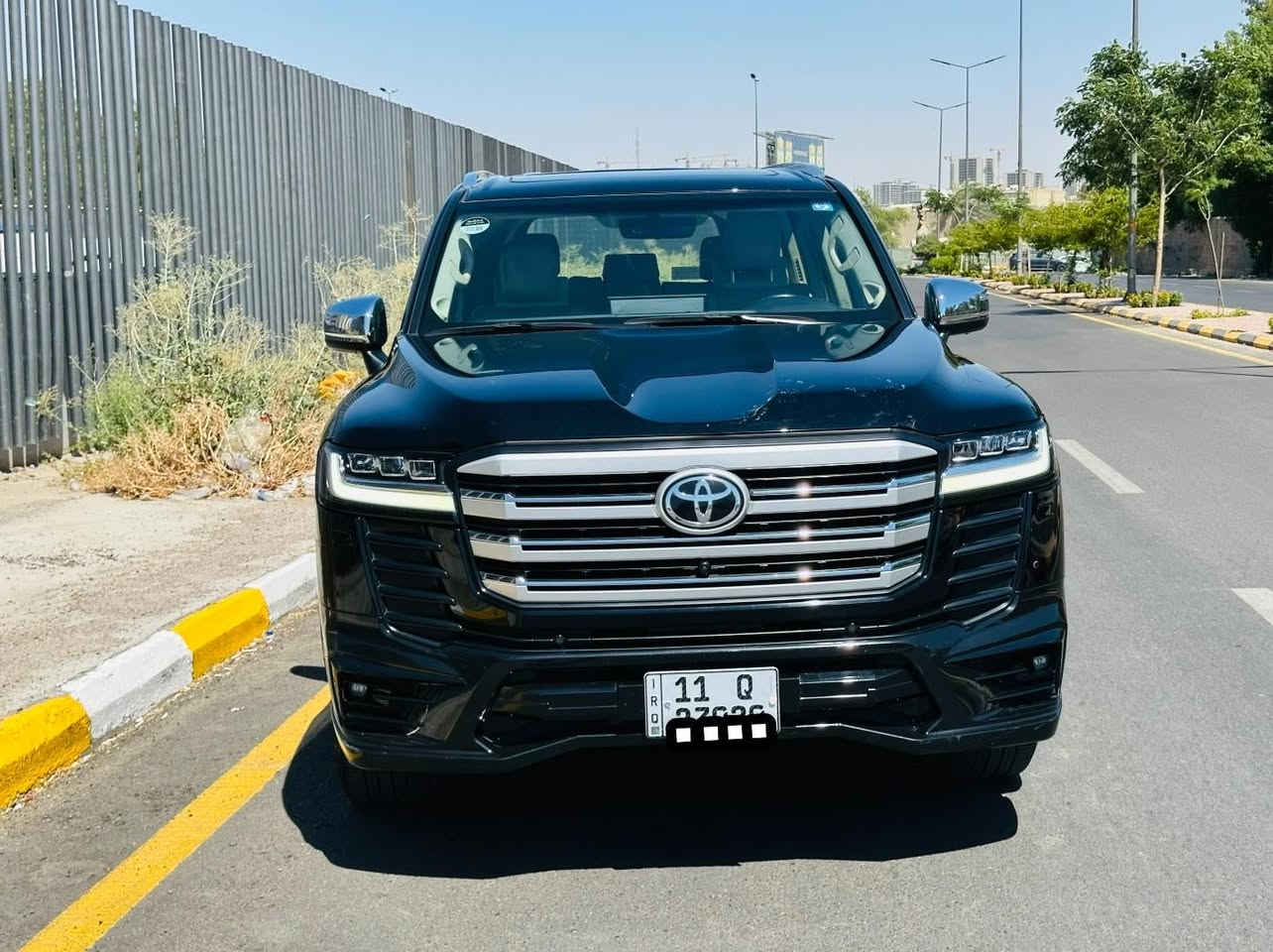 السلام عليكم
لاندكروز vx فول مواصفات رقم بغداد 
مديل 2024 ماشيه 43 الف
مكفوله كفاله عامه عدا شخوط بصيطه 
السعر 70$ قفل ومستعجل 
***********
