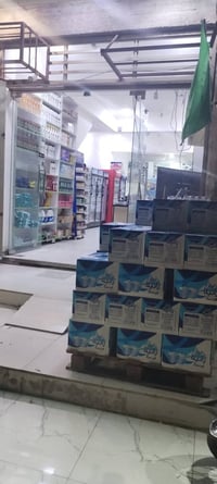 أسواق للبيع لعدم التفرق زين القوس السايدين خلف المدينه الرياضيه 077363...