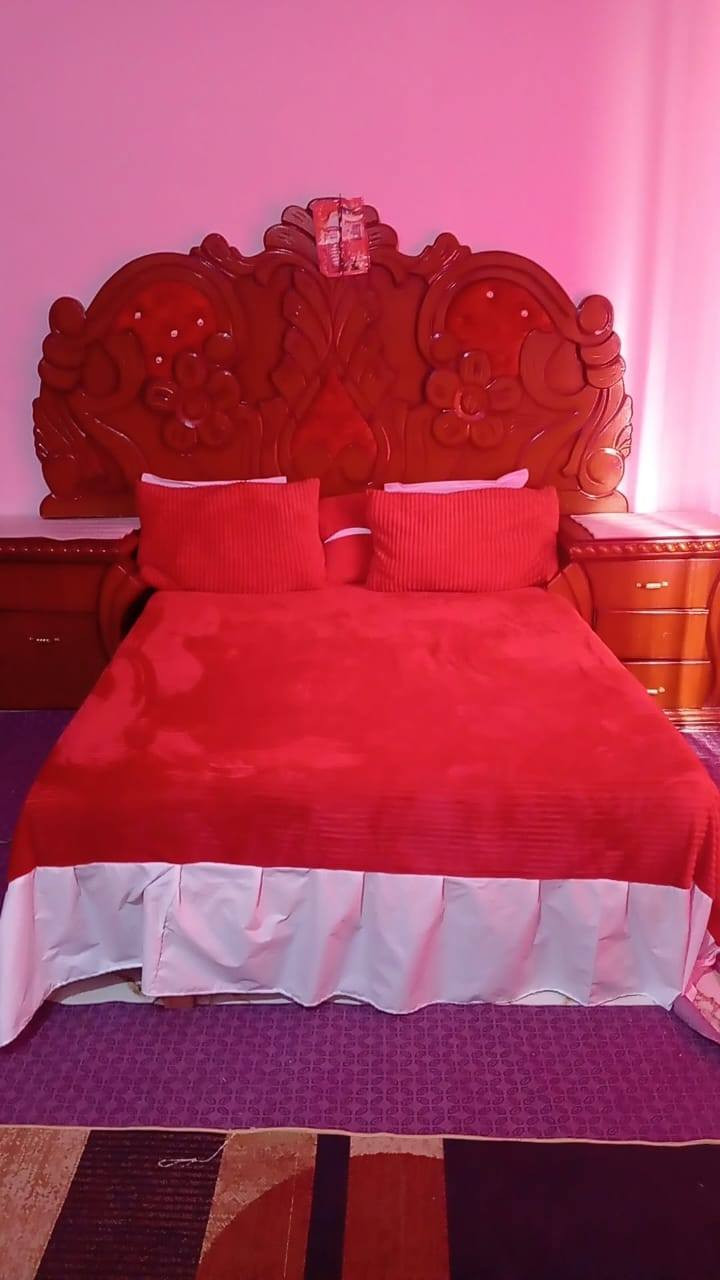 غرفت النوم البيع *********** مناسبه
