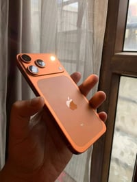 آيفون XR ٦٤ • نضيف • الطوبجي